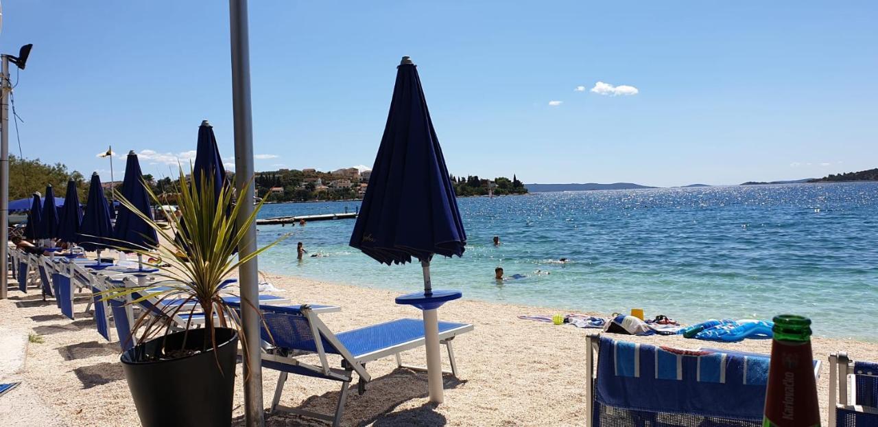 Apartman Gilan Seget Vranjica Esterno foto