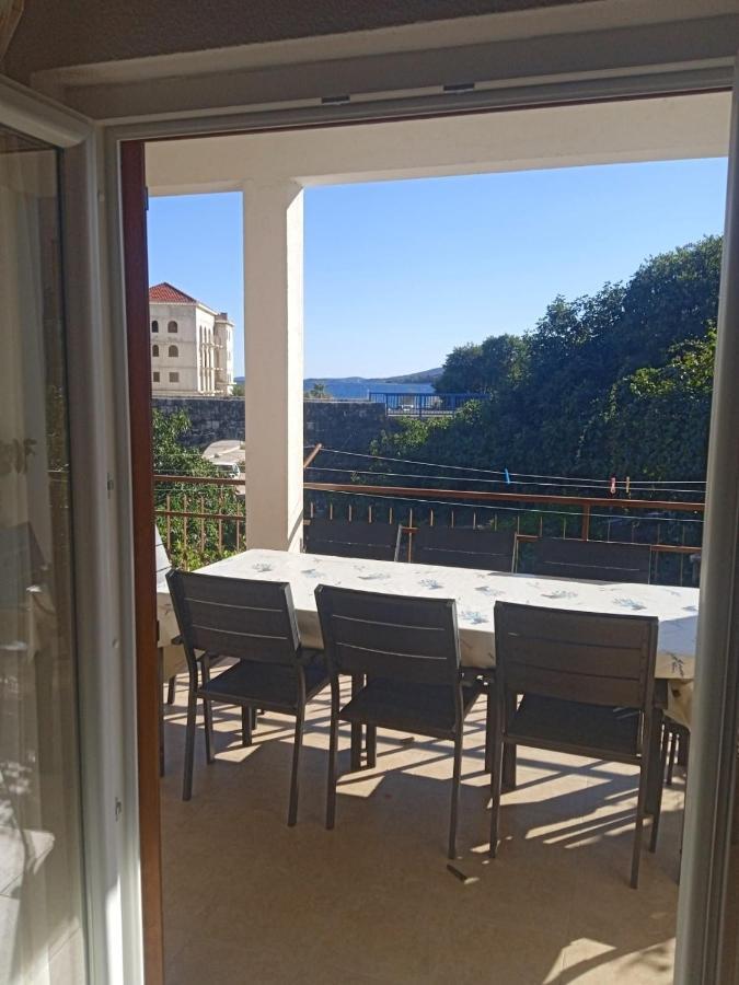 Apartman Gilan Seget Vranjica Esterno foto