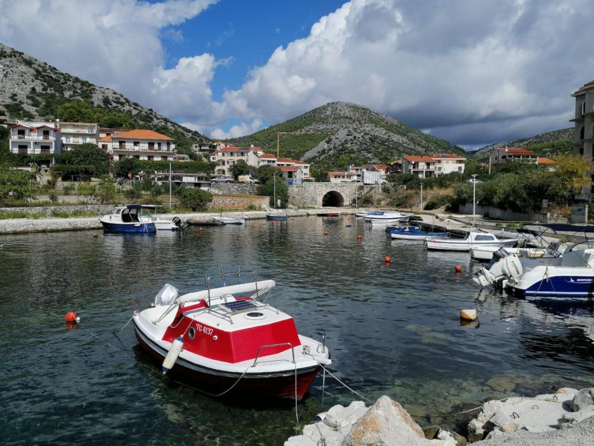 Apartman Gilan Seget Vranjica Esterno foto